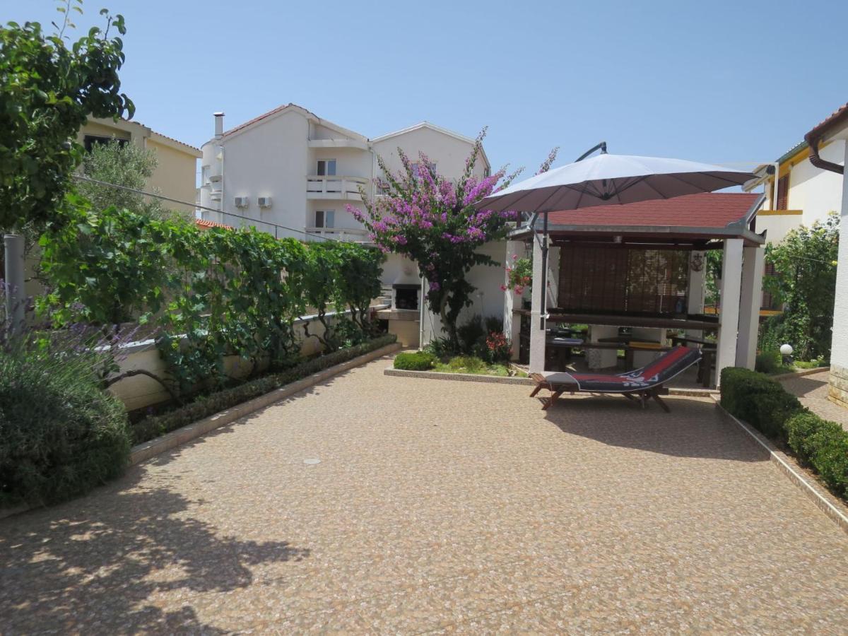 Apartment Mira-2 By Interhome Vir Εξωτερικό φωτογραφία